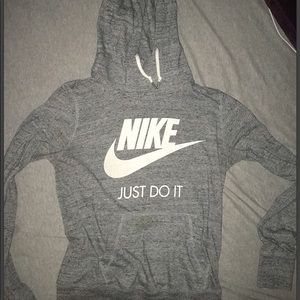 Nike pullover hoodie